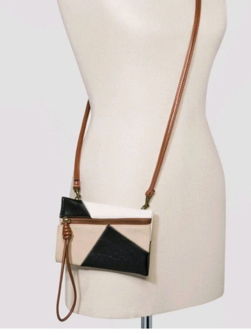 Universal Thread Patchwork Crossbody Purse NWT Black Beige Tan Bag
